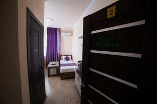 Отель Alex Hotel Ереван Двухместный номер с двумя односпальными кроватями-15
